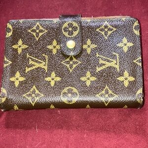Louis Vuitton Monogram Wallet